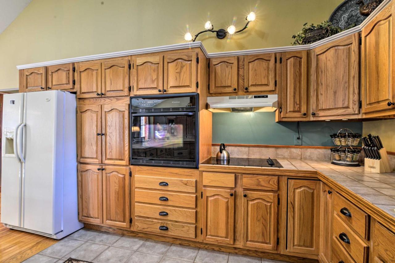 Private Family Home With Deck, Porch And Forest Views! McComas Beach Екстериор снимка